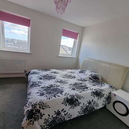 Kingsize Room Close To The A30 Camborne Pool Екстериор снимка