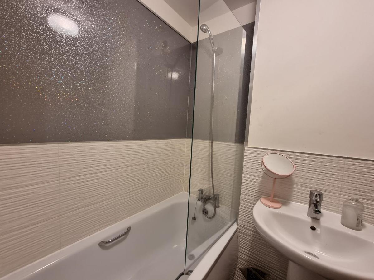 Kingsize Room Close To The A30 Camborne Pool Екстериор снимка